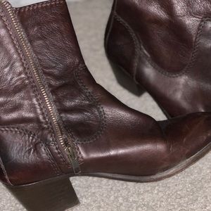 Brown Frye Boots Genuine Leather size 8